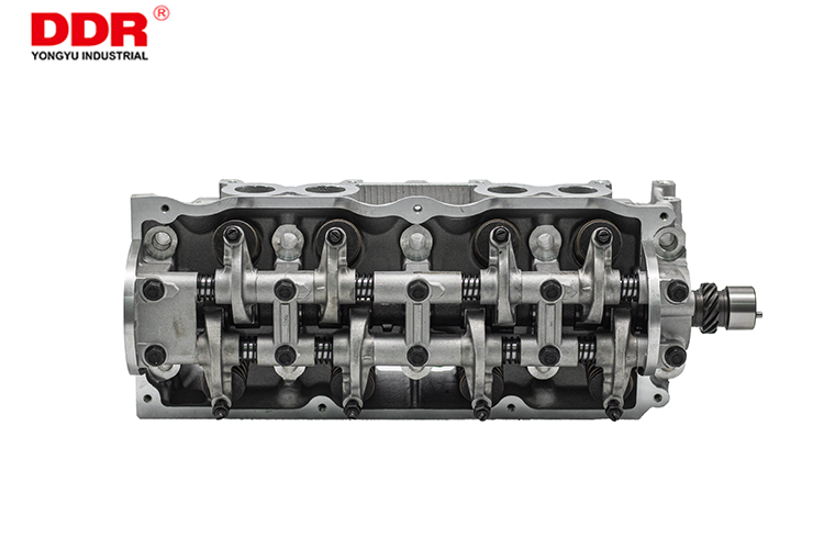 F8 FE COMPLETE CYLINDER HEAD