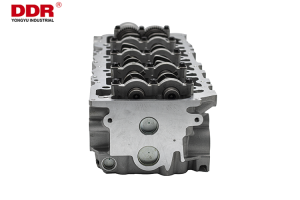 1KD-FTV COMPLETE CYLINDER HEAD