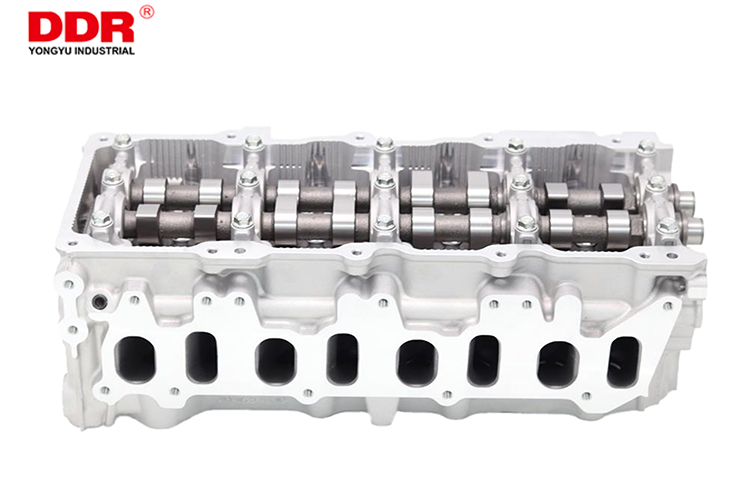 ZD32  COMPLETE CYLINDER HEAD