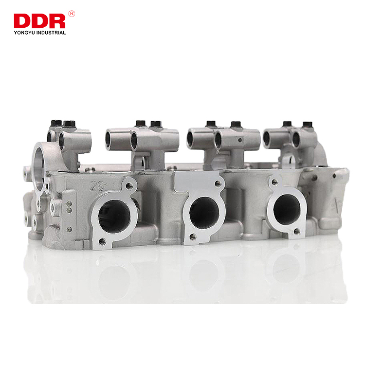 18 Years Factory VOLVO cylinder head - 6G72 Aluminum cylinder head MD307678 – Yongyu